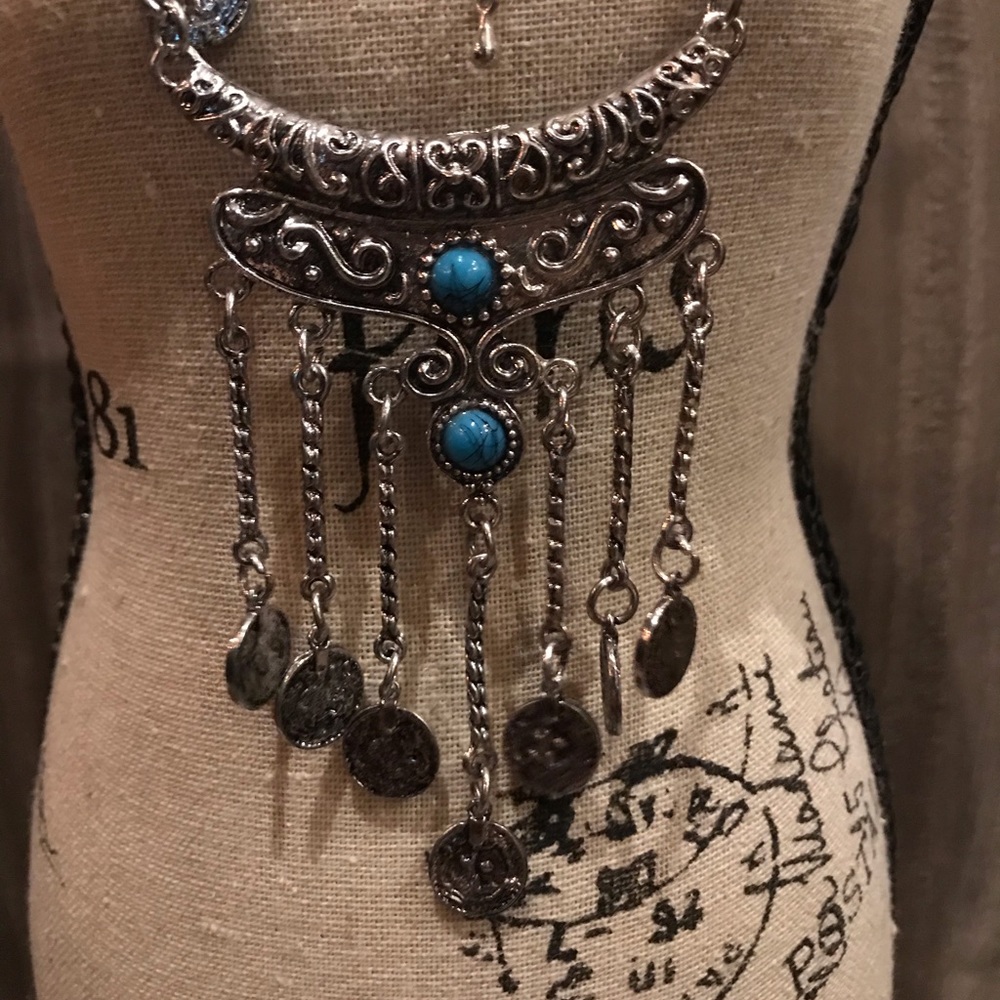 8/$25 💐🌸🌺costume jewelry